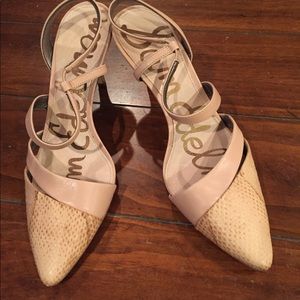 Sam Edelman beige heels